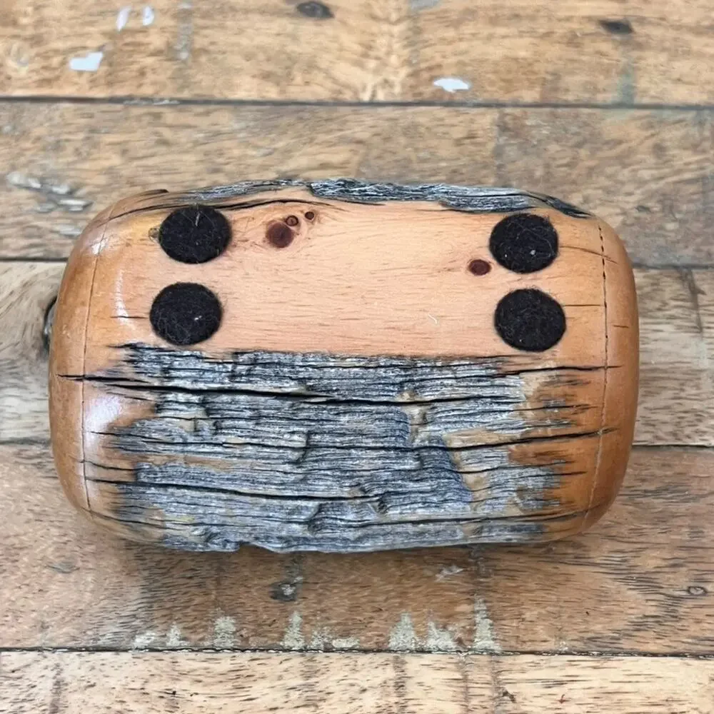 Vintage Handmade Live-edge Wooden Business Card Holder 4.5